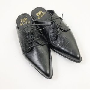 Fortress of Inca X Wildfang Mule Oxfords Black